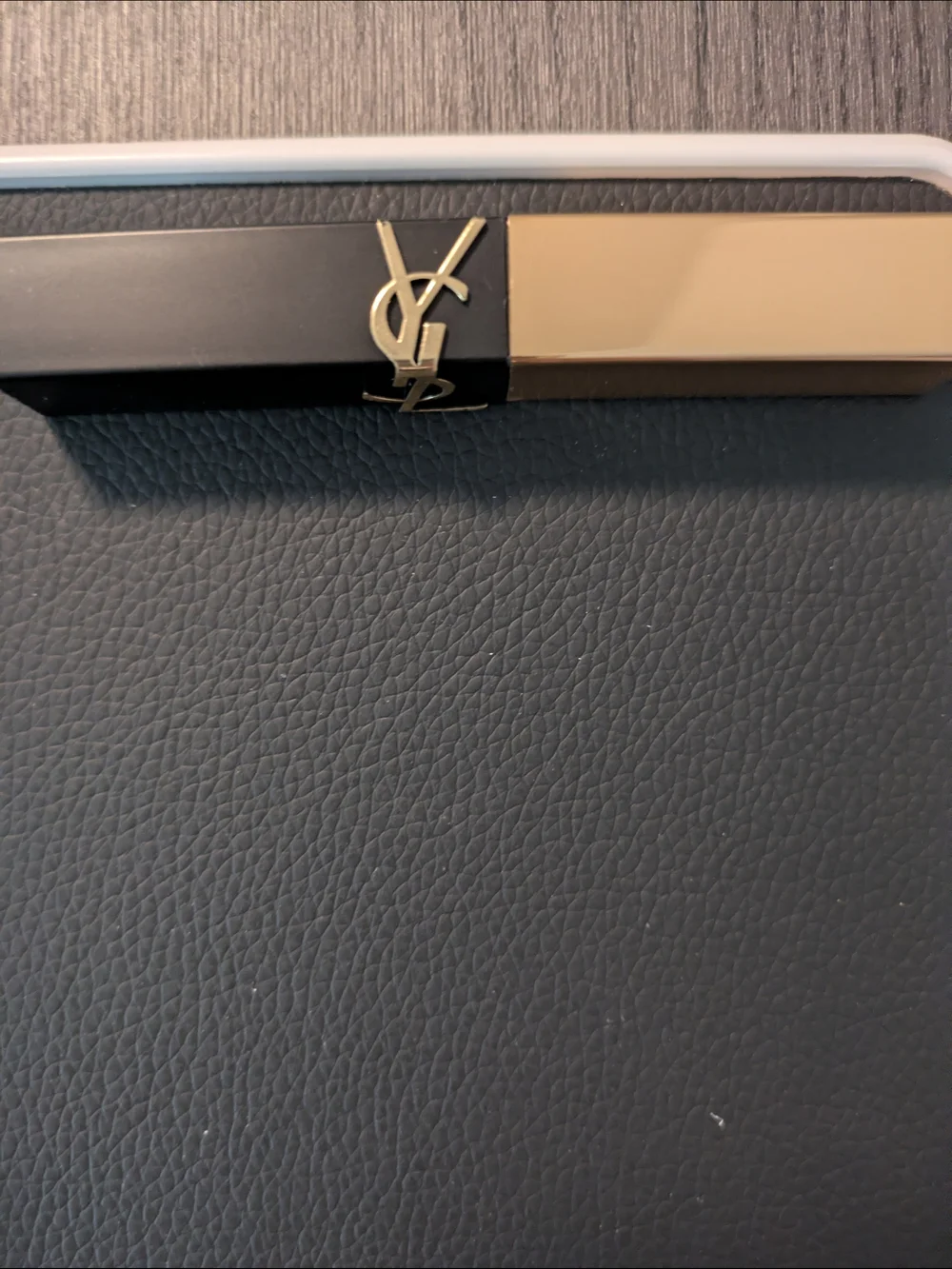 Yves Saint Laurent Slim Lipstick in 27 Overpink Scandal